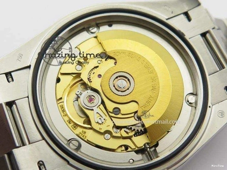 MiroTime 0424 Stretchable DayDate 40mm BP-Maker 228206 SS Green Roman Dial (Fluted Bezel) On SS Bracelet ETA 3904